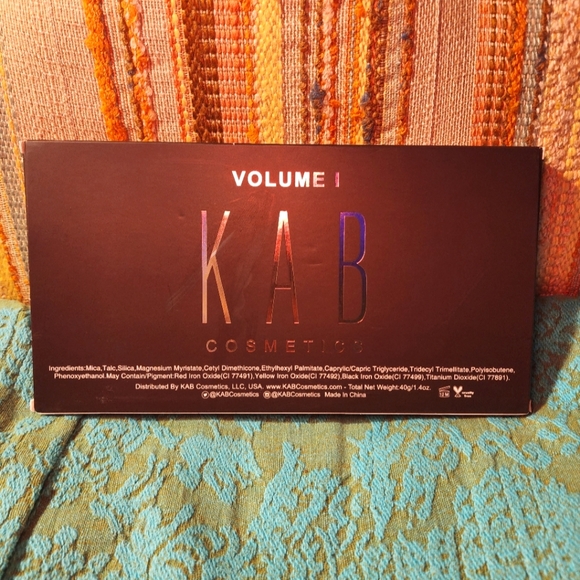 Contour Palette - Picture 2 of 3